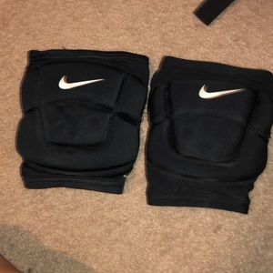 Volleyball knee pads